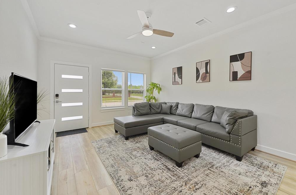 Property 2 Thumbnail